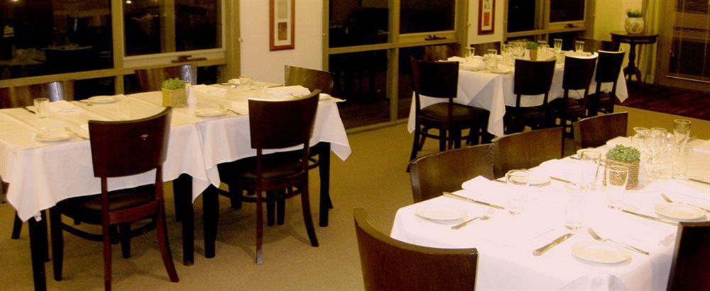 Eltham Motor Inn Melbourne Bagian luar foto